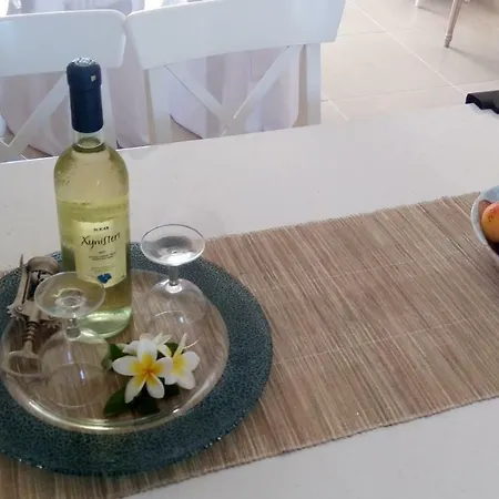 Mariliz Larnaca