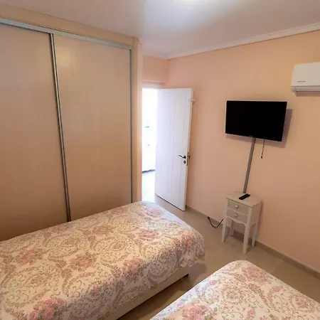 Apartment Mariliz Larnaca